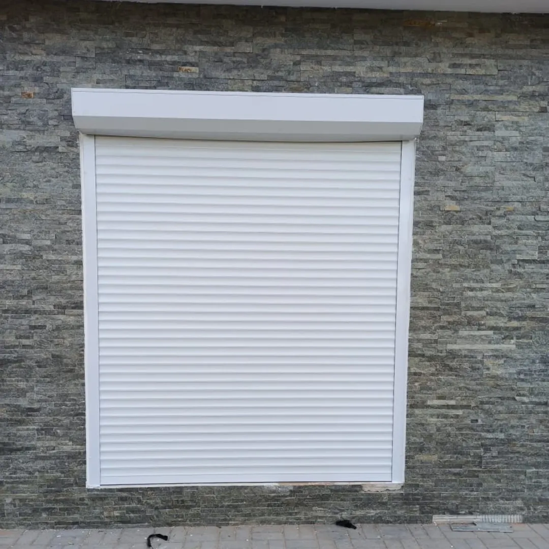 Automatic roller shutter